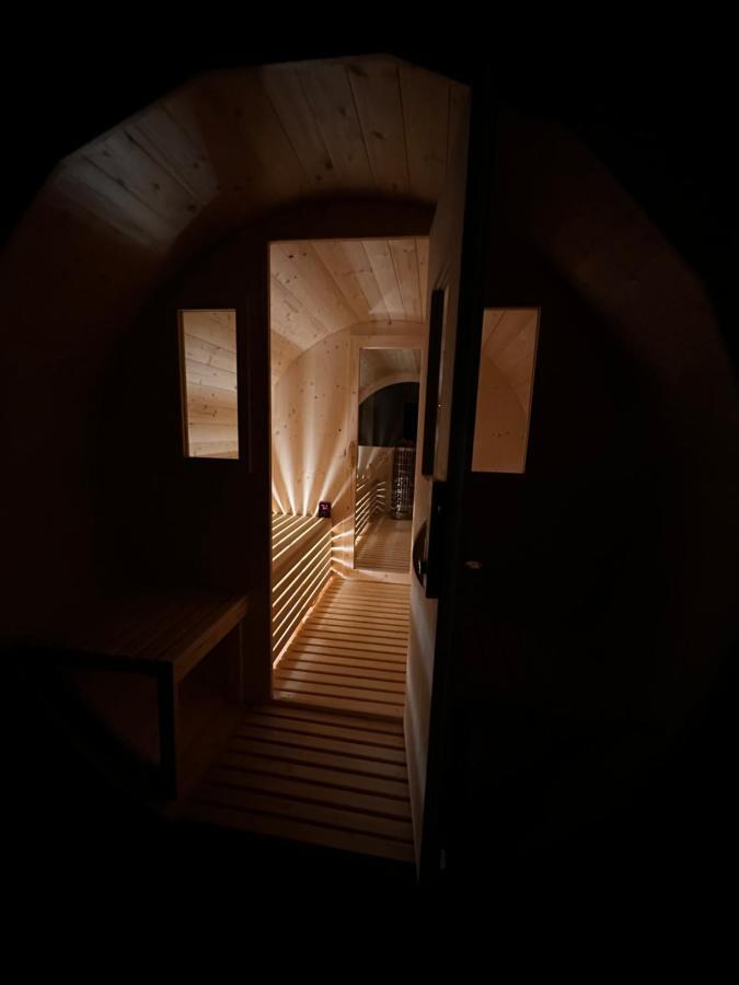 Idyllisches Tiny House Mit Sauna Loebau Exterior photo