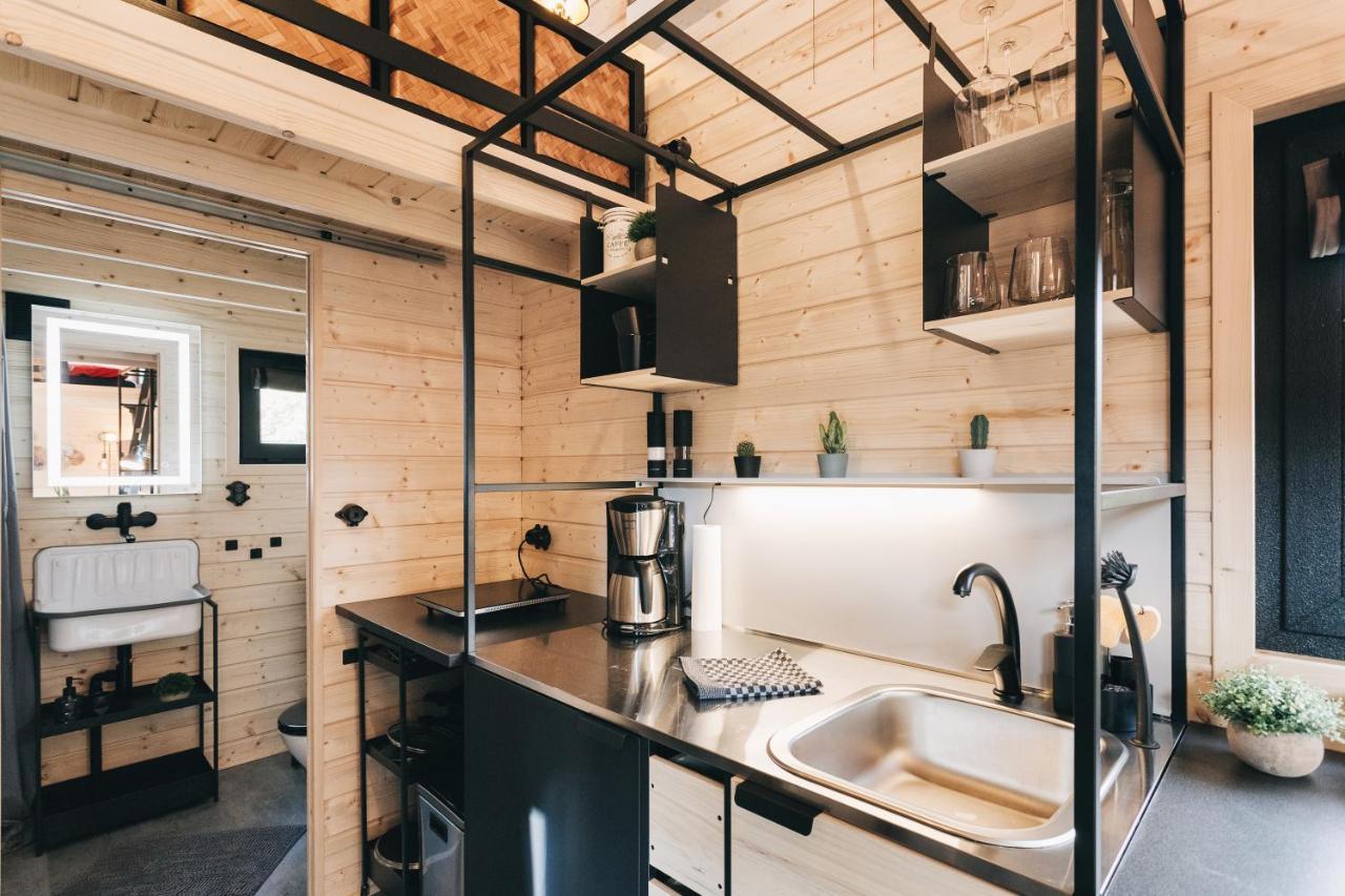 Idyllisches Tiny House Mit Sauna Loebau Exterior photo
